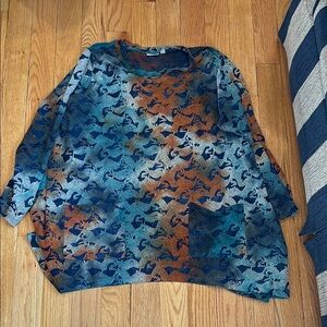 women’s top